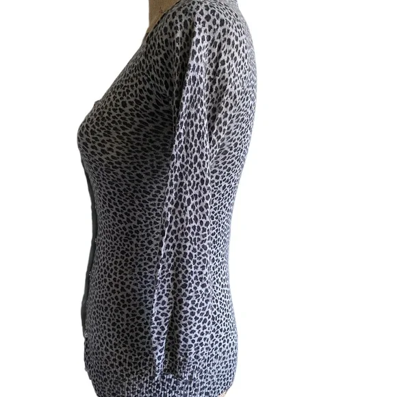 EUC Charlotte • leopard cardigan • xs - Picture 2 of 7